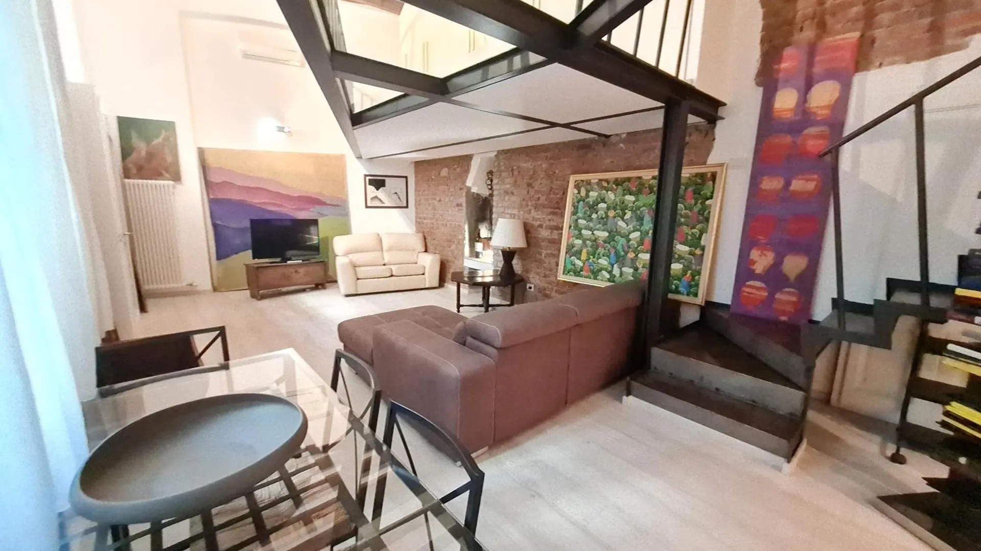 Isola - Ugo Bassi Charme Loft Apartment Milan 0*,  Italy